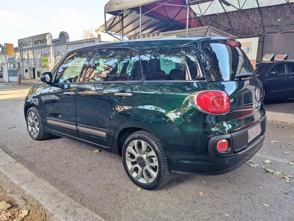 FIAT 500L Living 1.6 MJT 120 CV Lounge Image 6