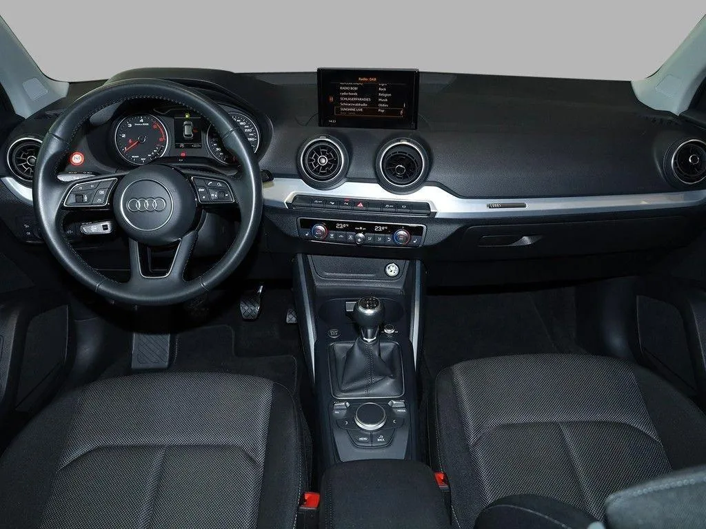 AUDI Q2 30 TDI Admired Image 5