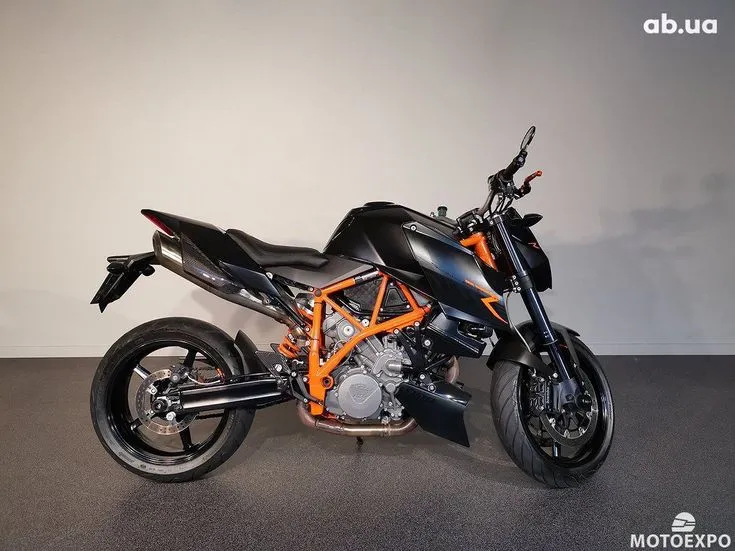 KTM 990 Image 5